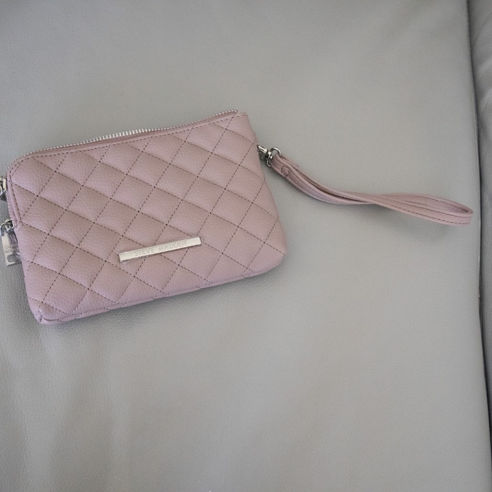 Steve Madden Wristlet